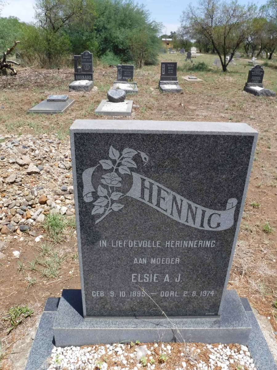HENNIG Elsie A.J. 1895-1974