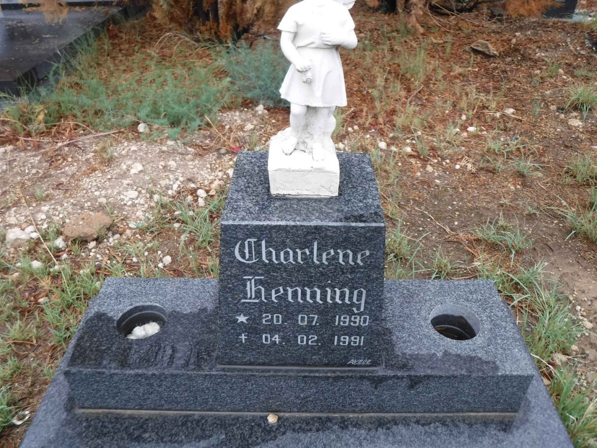 HENNING Charlene 1990-1991