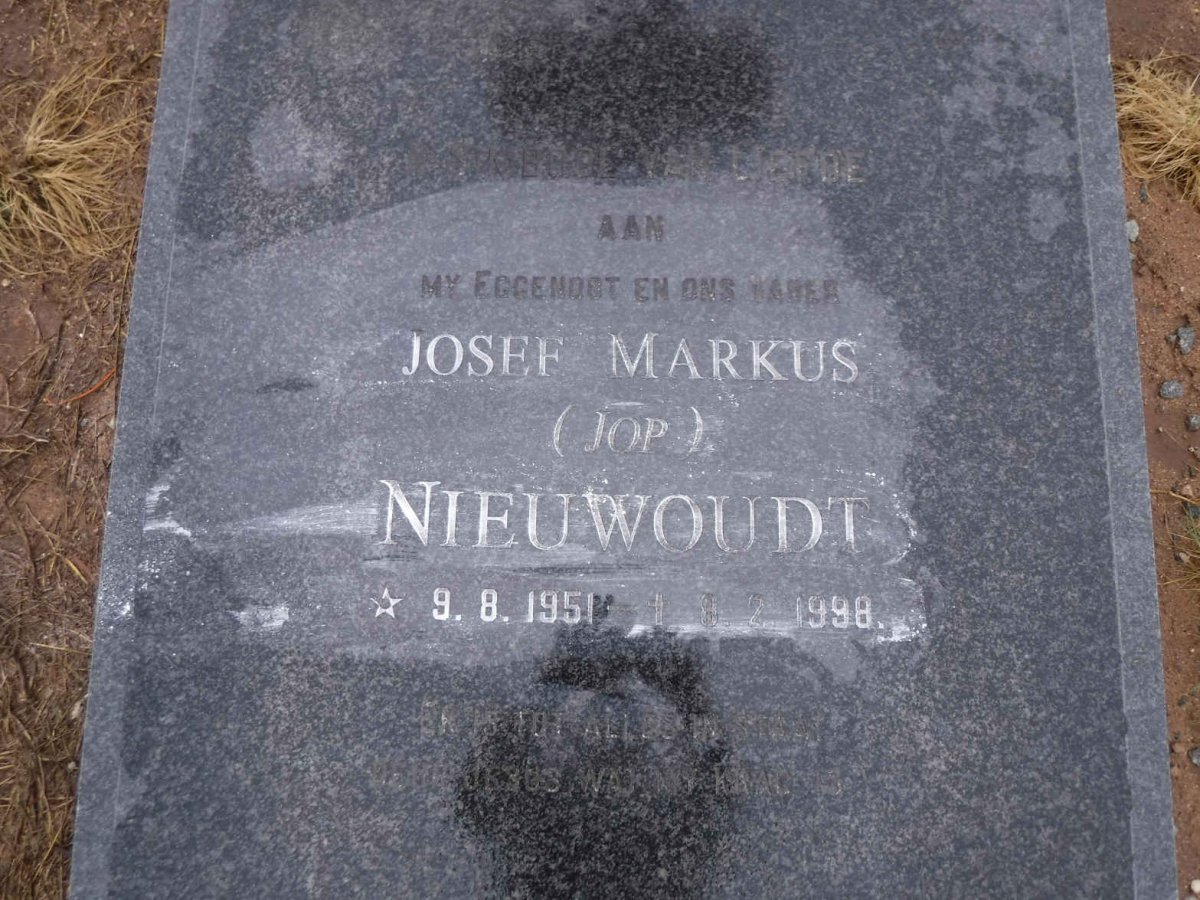 NIEUWOUDT Josef Markus 1951-1998