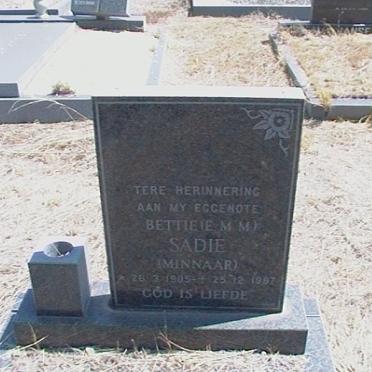 SADIE E.M.M. nee MINNAAR 1905-1987