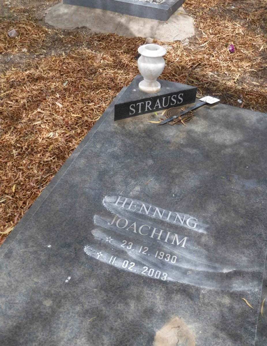 STRAUSS Henning Joachim 1930-2003