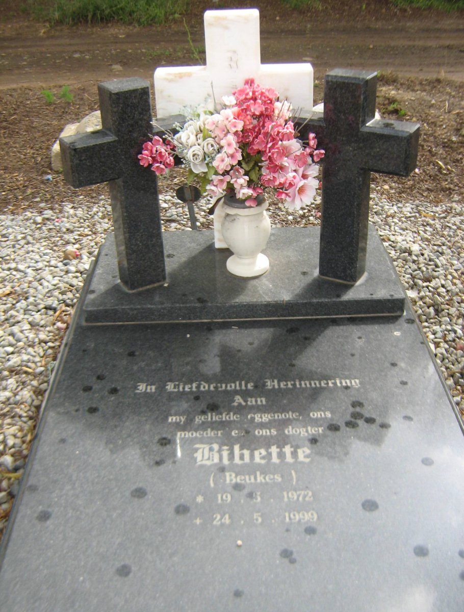 ? Bibette nee BEUKES 1972-1999