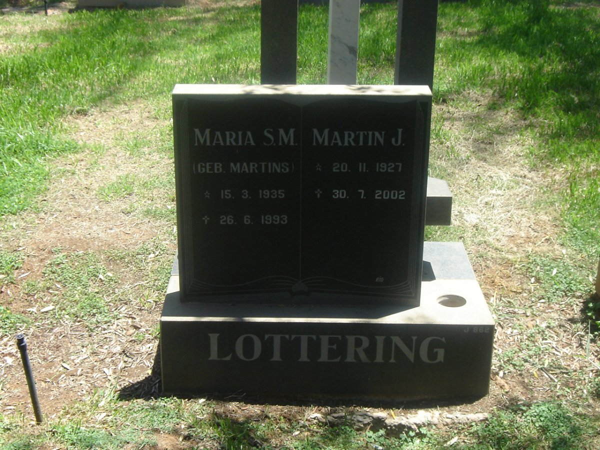 LOTTERING Martin J. 1927-2002 &amp; Maria S.M. MARTINS 1935-1993