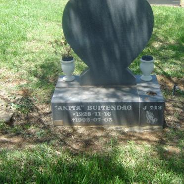 BUITENDAG Anita 1928-1992