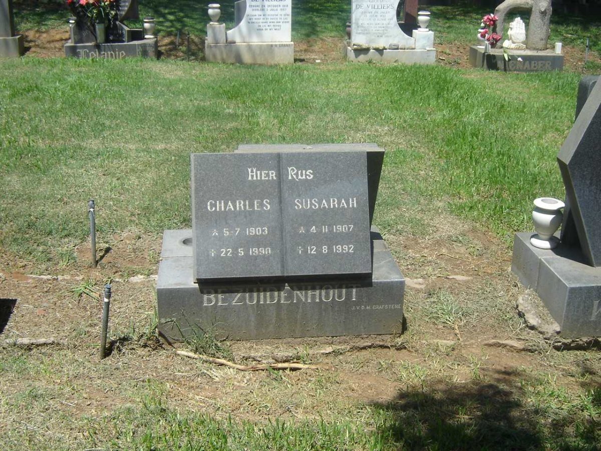 BEZUIDENHOUT Charles 1903-1990 &amp; Susarah 1907-1992