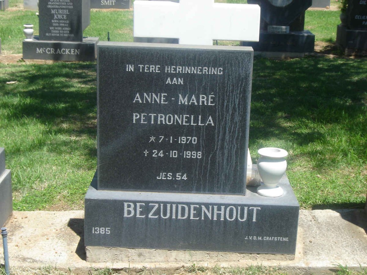 BEZUIDENHOUT Anne-Maré Petronella 1970-1998
