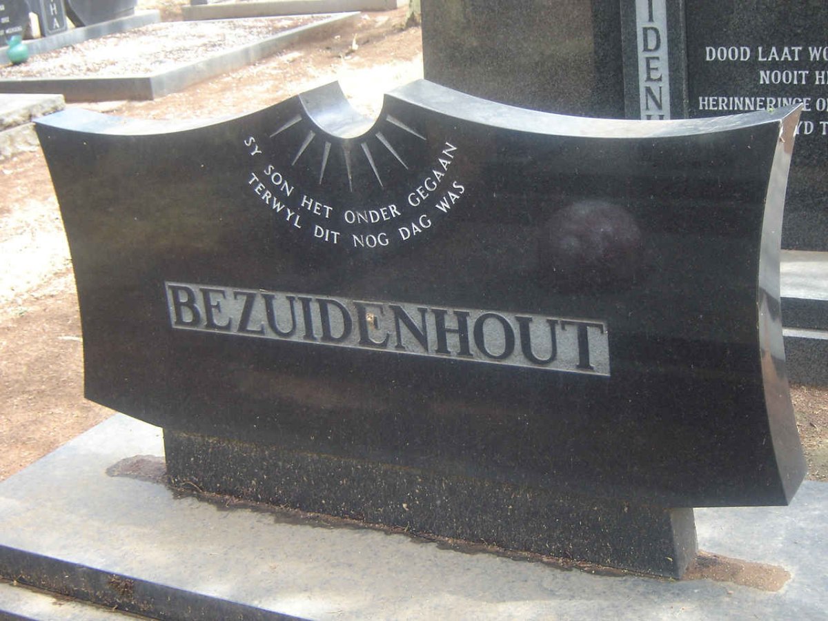 BEZUIDENHOUT Coenraad Frederik 1942-1979