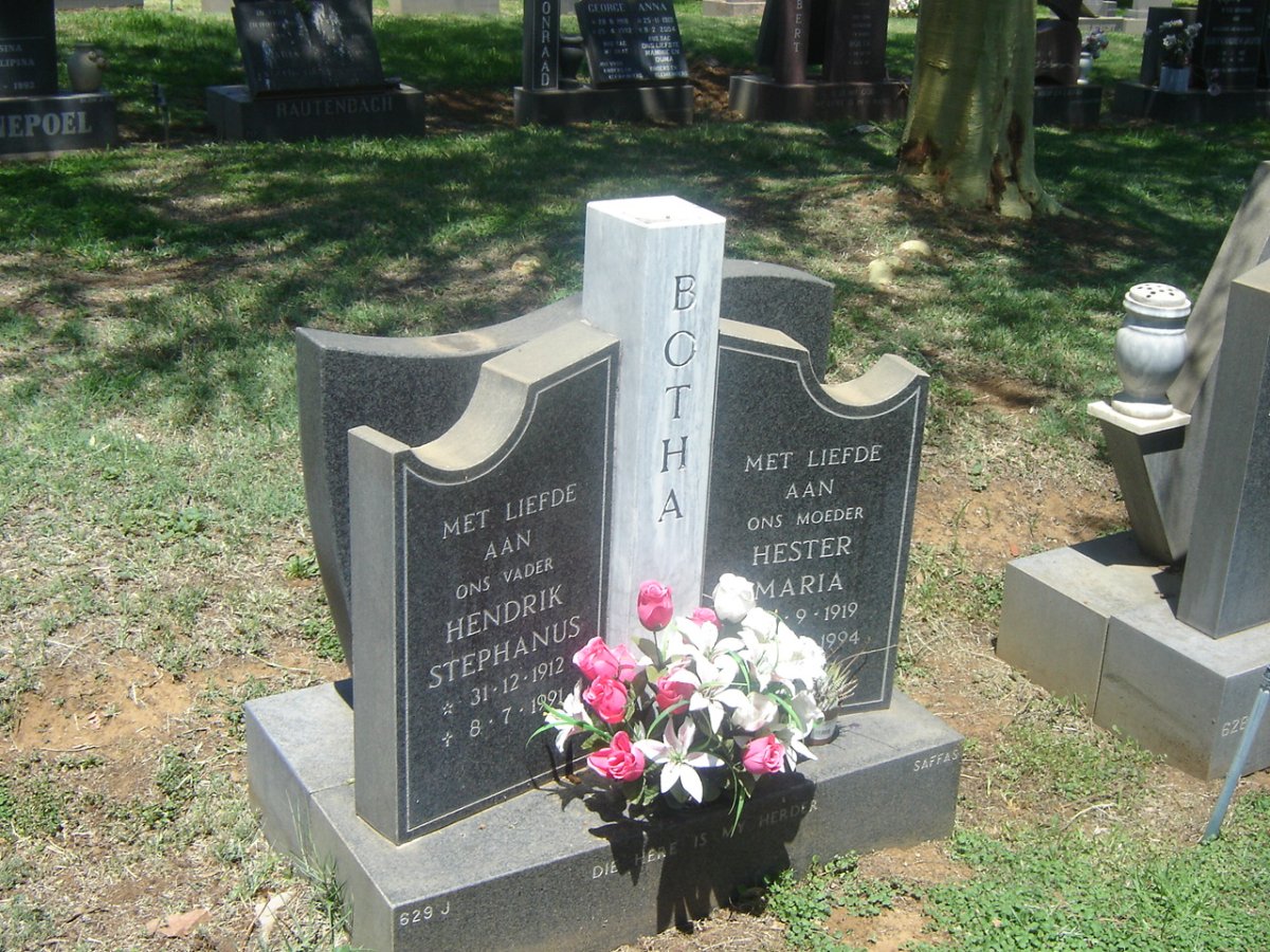 BOTHA Hendrik Stephanus 1912-1991 &amp; Hester Maria 1919-1994