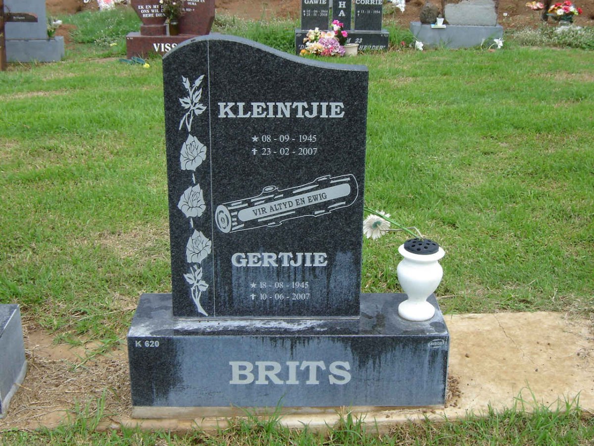 BRITS Kleintjie 1945-2007 &amp; Gertjie 1945-2007