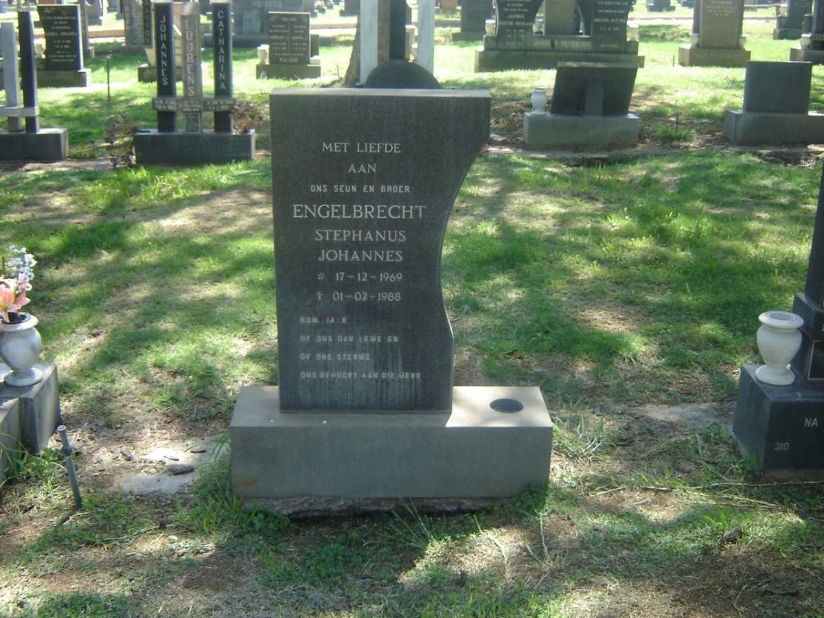 ENGELBRECHT Stephanus Johannes 1969-1988