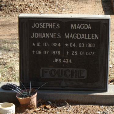 FOUCHE Josephes Johannes 1894-1978 & Magda Magdaleen 1900-1977