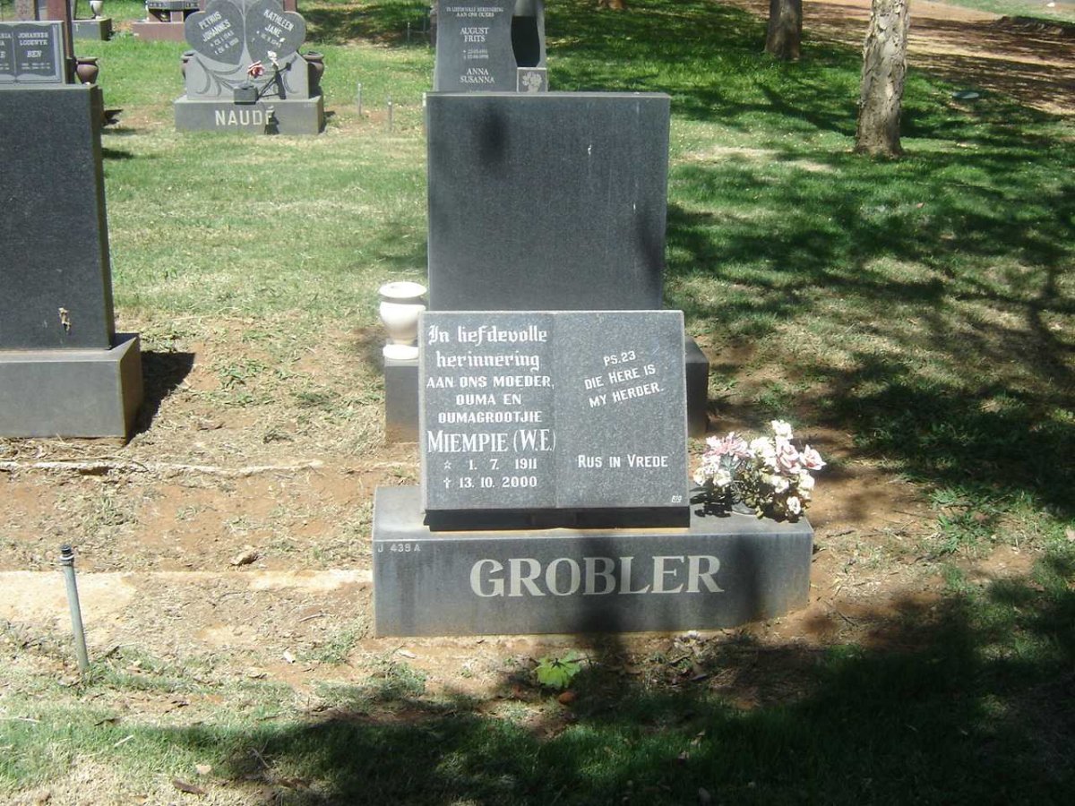 GROBLER W.E. 1911-2000