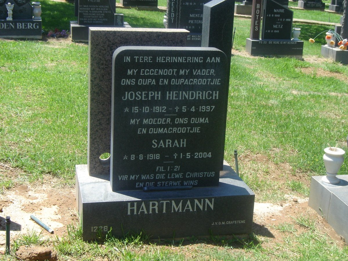 HARTMANN Joseph Heindrich 1912-1997 &amp; Sarah 1918-2004