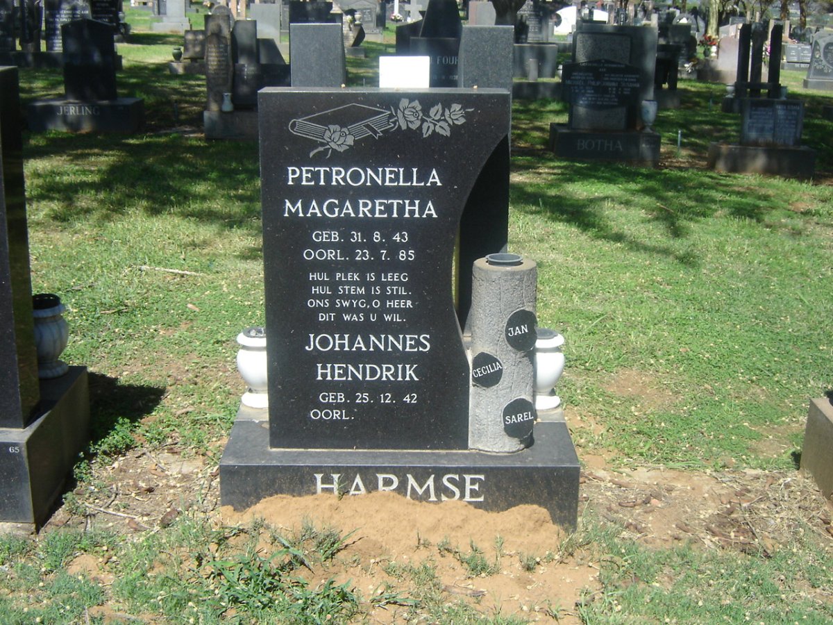 HARMSE Johannes Hendrik 1942- &amp; Petronella Magaretha 1943-1985