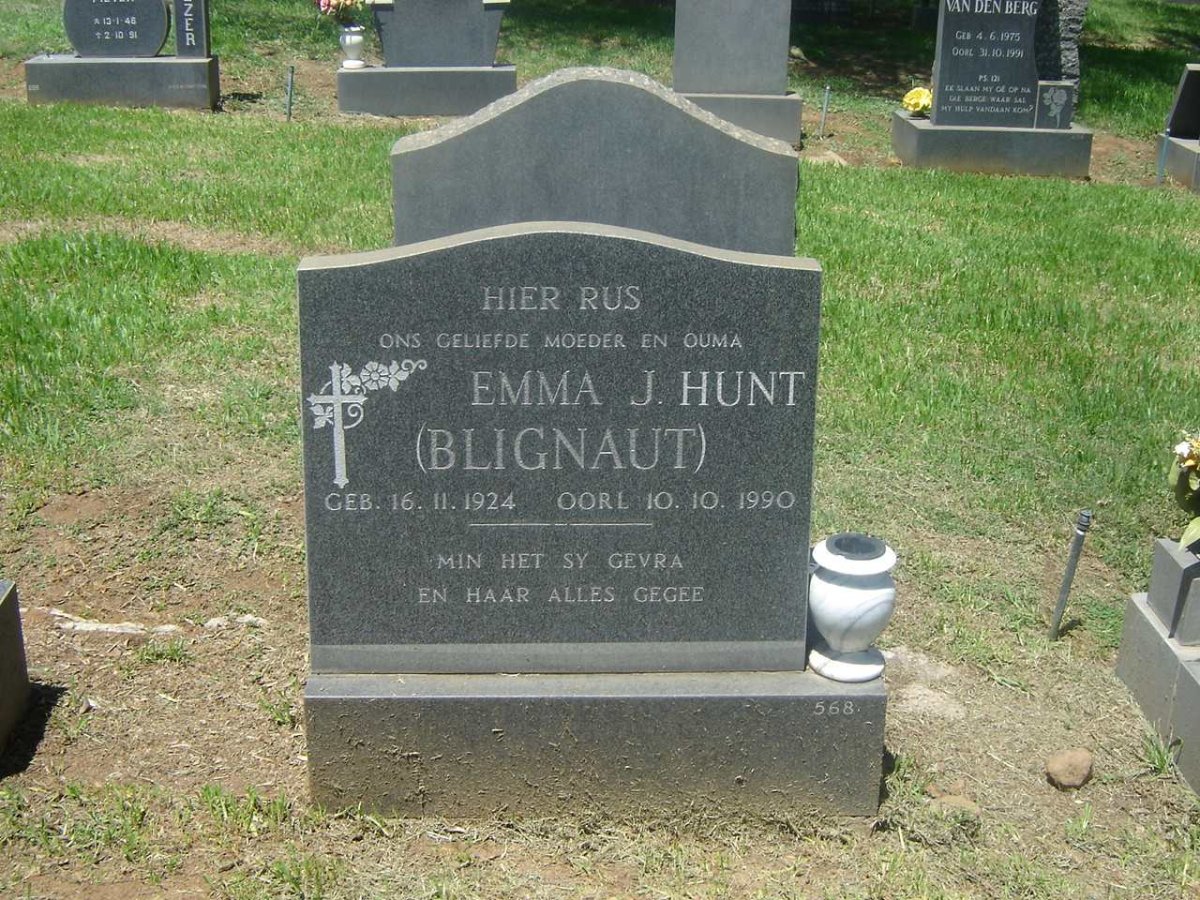 HUNT Emma J. nee BLIGNAUT 1924-1990