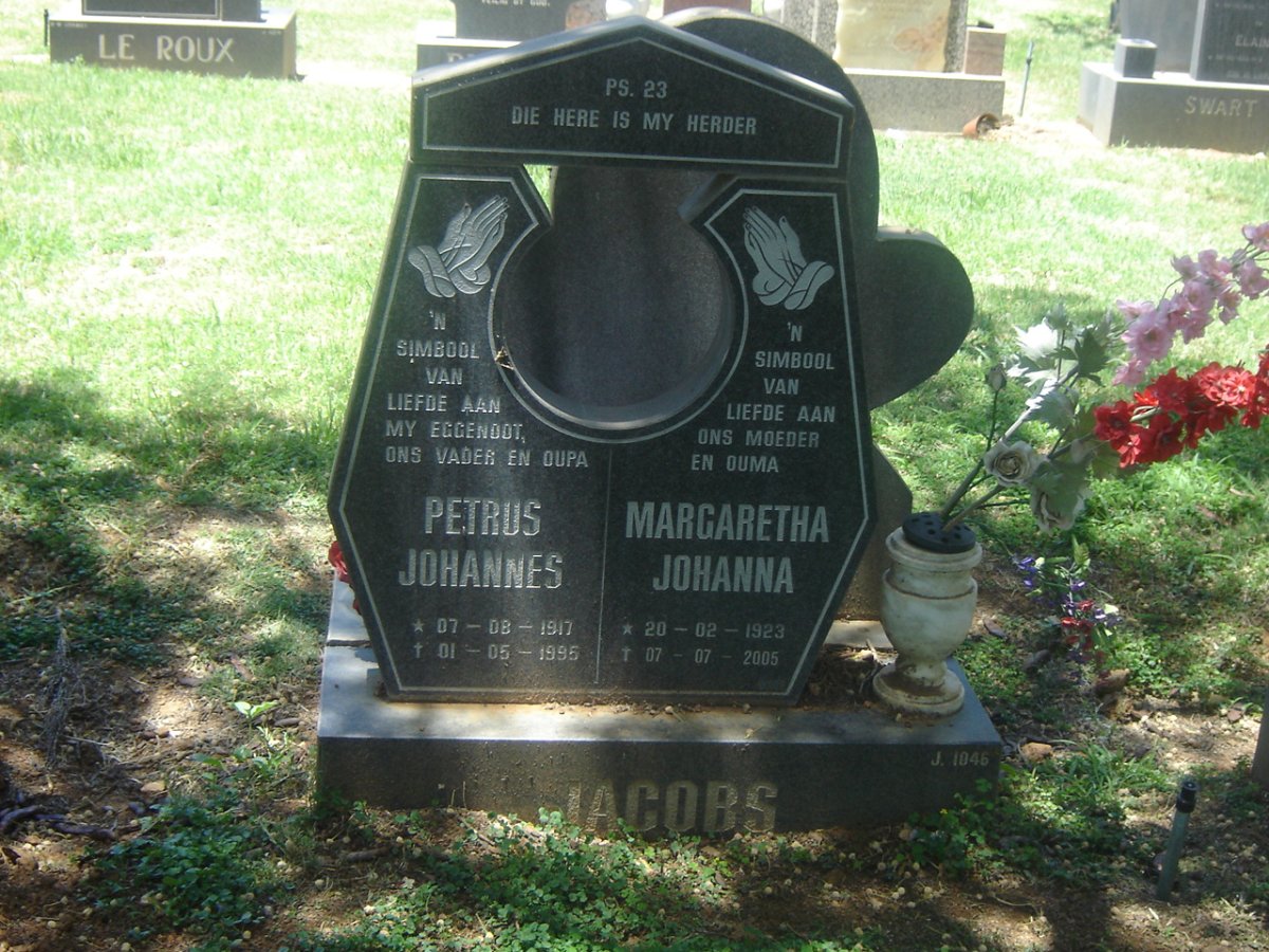 JACOBS Petrus Johannes 1917-1995 &amp; Margaretha Johanna 1923-2005