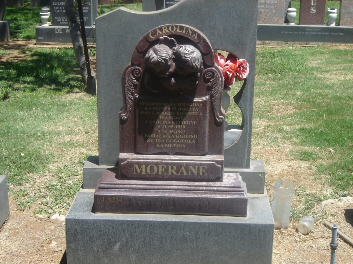 MOERANE Carolina 1920-1997