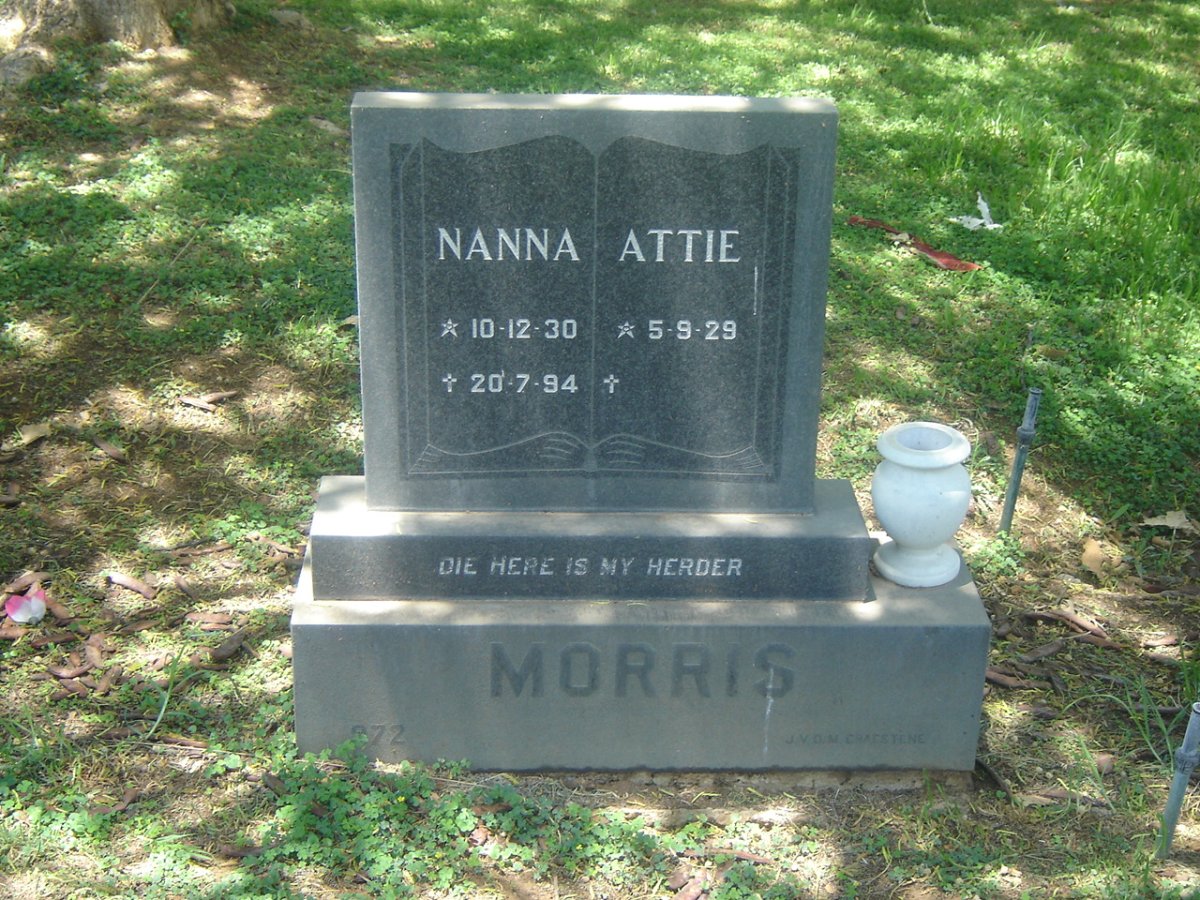 MORRIS Attie 1929- &amp; Nanna 1930-1994