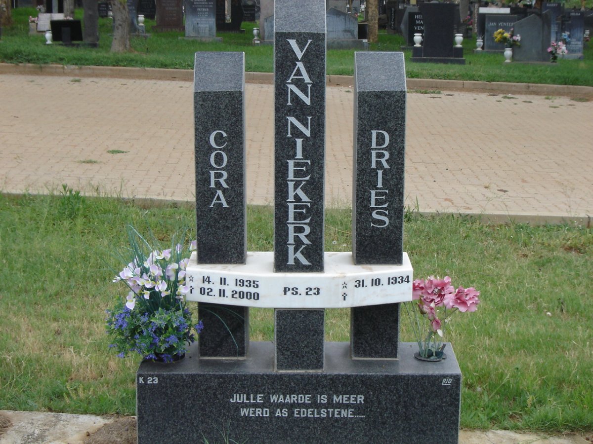 NIEKERK Dries, van 1934- &amp; Cora 1935-2000