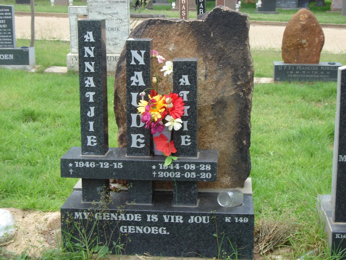 NAUDE Attie 1944-2002 &amp; Annatjie 1946-