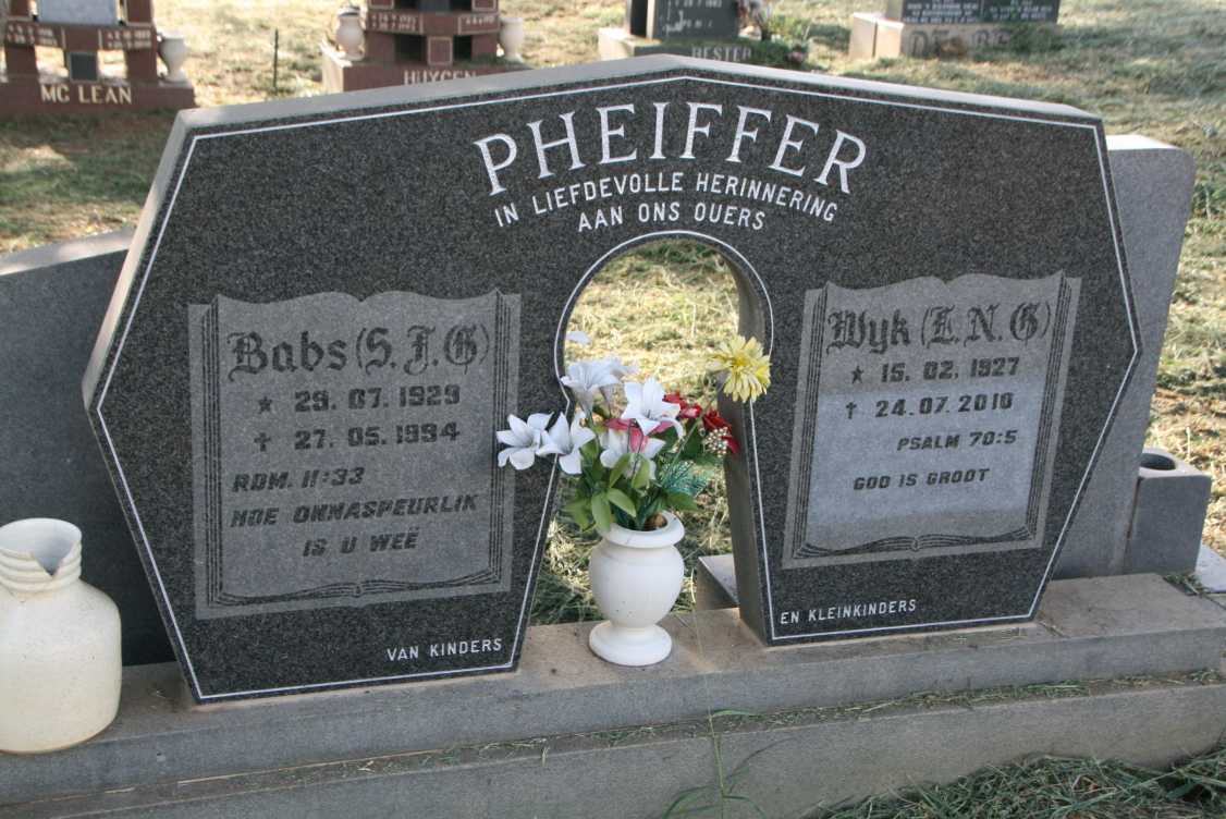 PHEIFFER E.N.G. 1927-2010 & S.F.G. 1929-1994