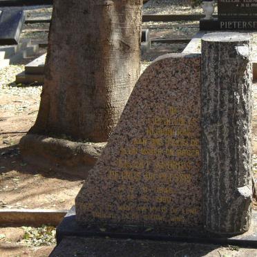 PLESSIS Tjaart Andries Petrus, du 1946-19?0