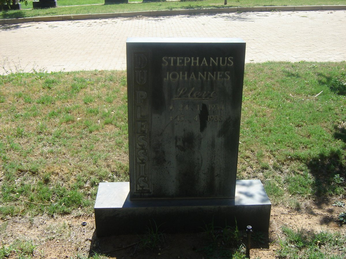 PLESSIS Stephanus Johannes, du 1934-1986