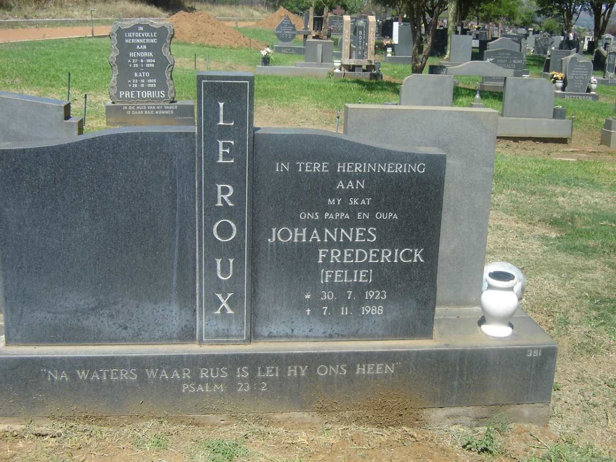 ROUX Johannes Frederick, le 1923-1988