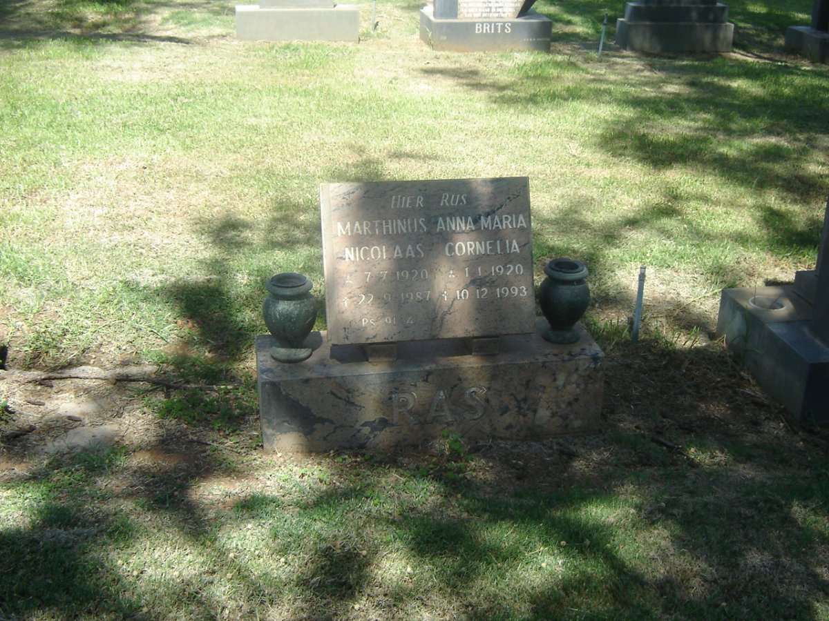 RAS Marthinus Nicolaas 1920-1987 &amp; Anna Maria Cornelia 1920-1993