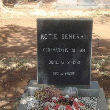 SENEKAL Kotie nee MARX 1914-1981