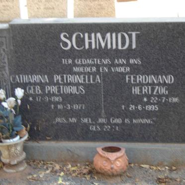 SCHMIDT Ferdinand Hertzog 1916-1995 & Catharina Petronella PRETORIUS 1919-1977