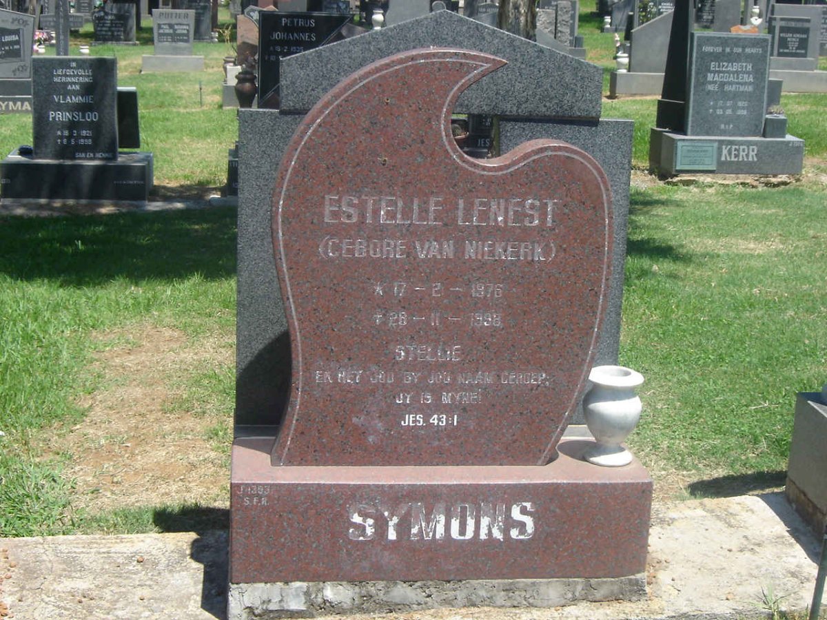 SYMONS Estelle Lenest nee VAN NIEKERK 1976-1998