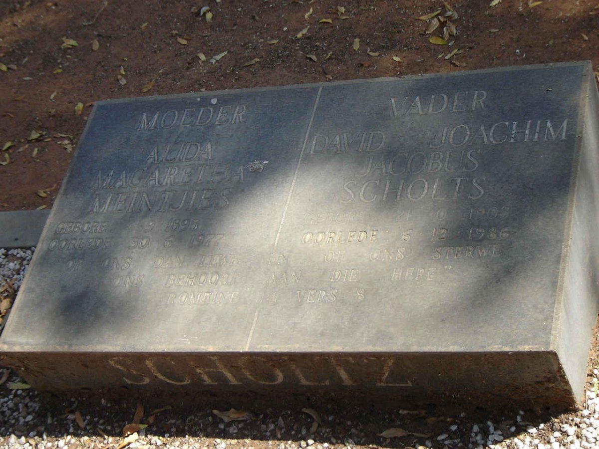 SCHOLTZ David Joachim Jacobus 1905-1986 & Alida Margaretha Meintjies 1895-1977