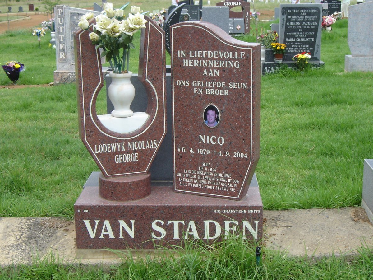 STADEN Lodewyk Nicolaas George, van 1979-2004