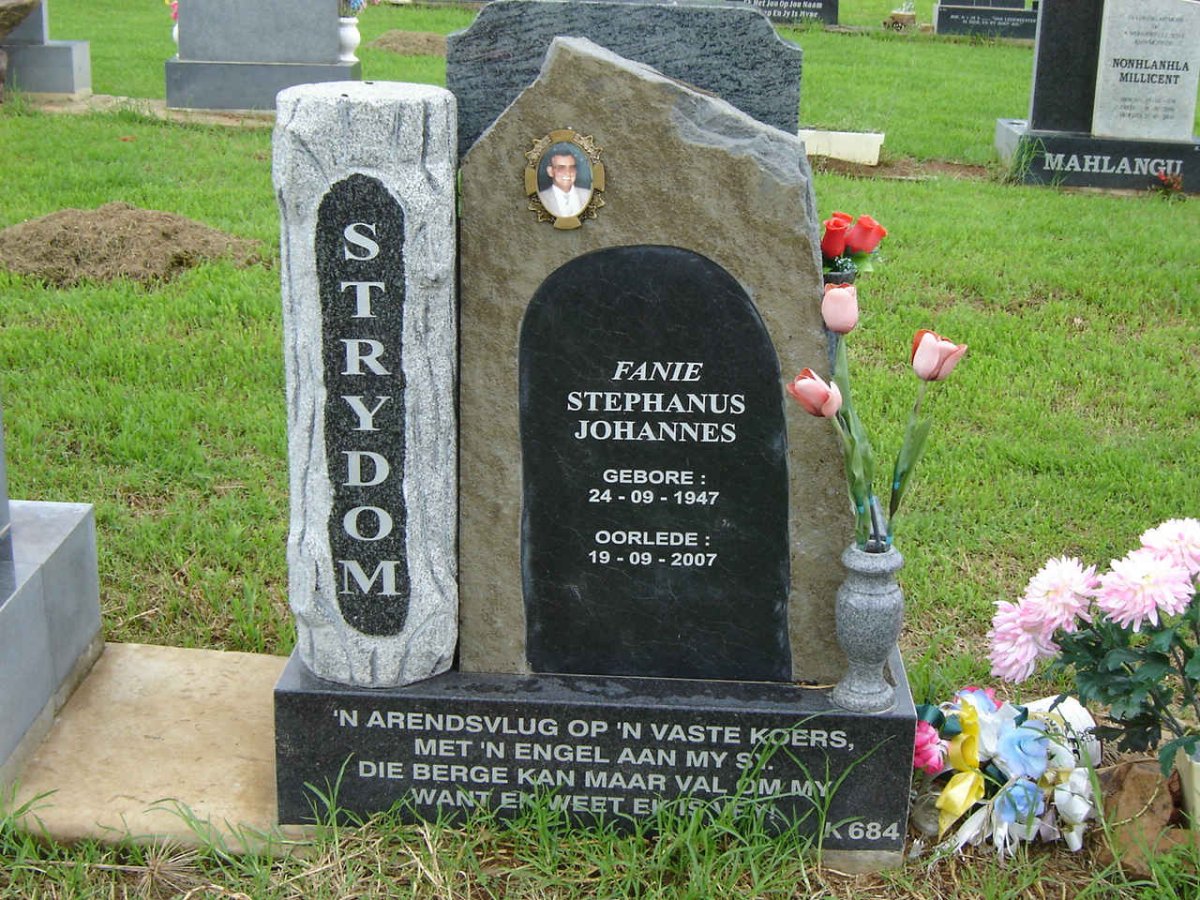 STRYDOM  Stephanus Johannes 1947-2007