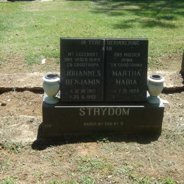 STRYDOM Johannes Benjamin 1917-1992 &amp; Martha Maria 1924-