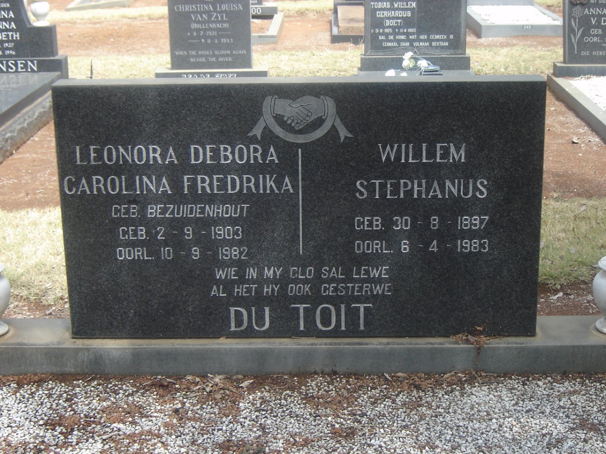 TOIT Willem Stephanus 1897-1983 &amp; Leonora Debora Carolina Fredrika BEZUIDENHOUT 1903-1982 