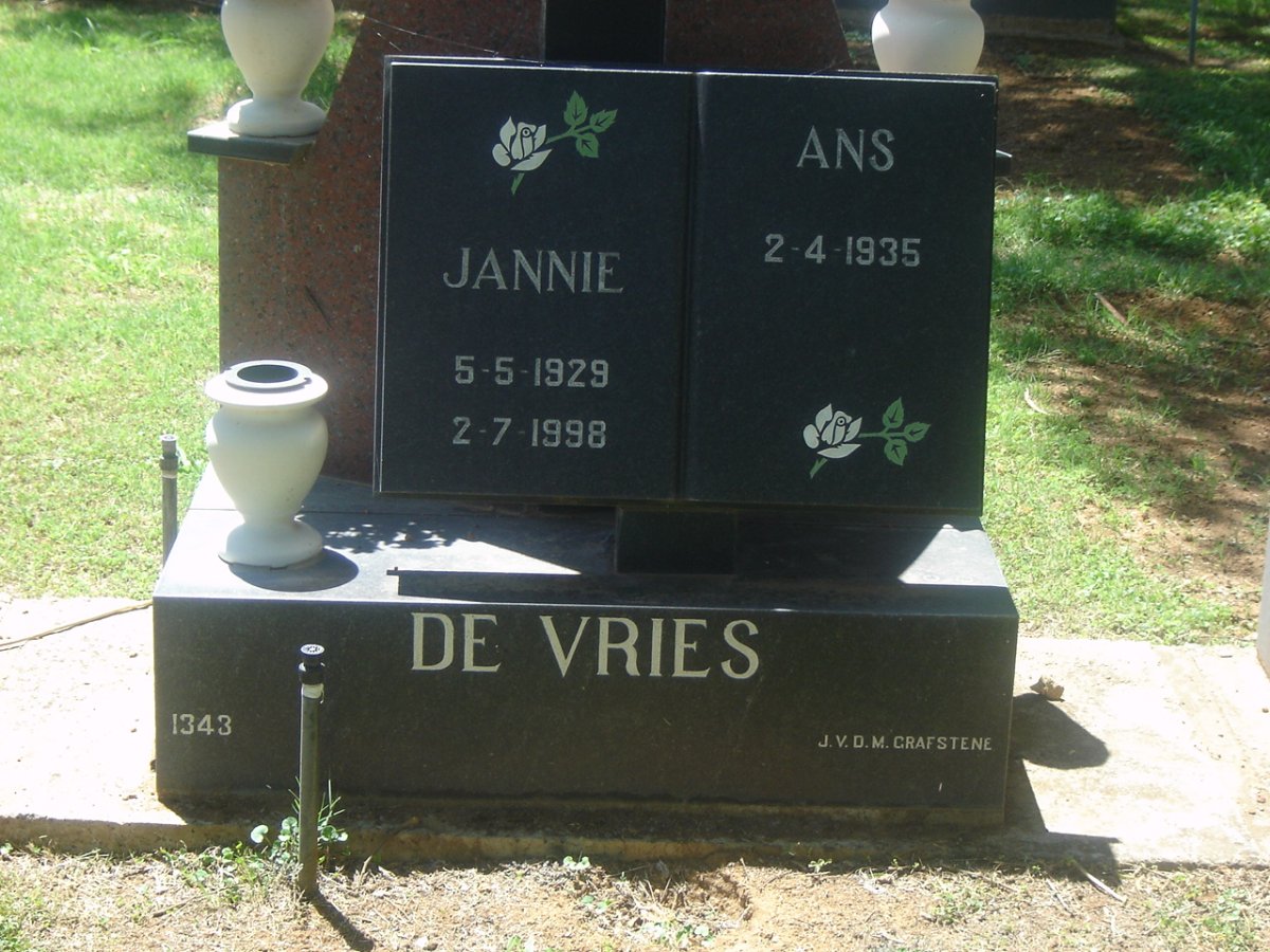 VRIES Jannie, de 1929-1998 &amp; Ans 1935-