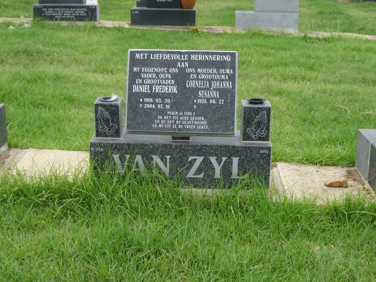 ZYL Daniel Frederik, van 1919-2004 &amp; Cornella Johanna Susanna 1935-