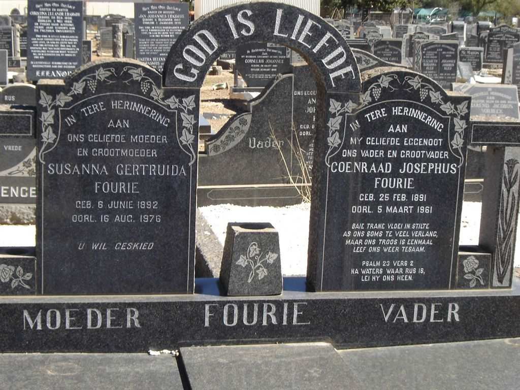 FOURIE Coenraad Josephus 1891-1961 &amp; Susanna Gertruida 1892-1976