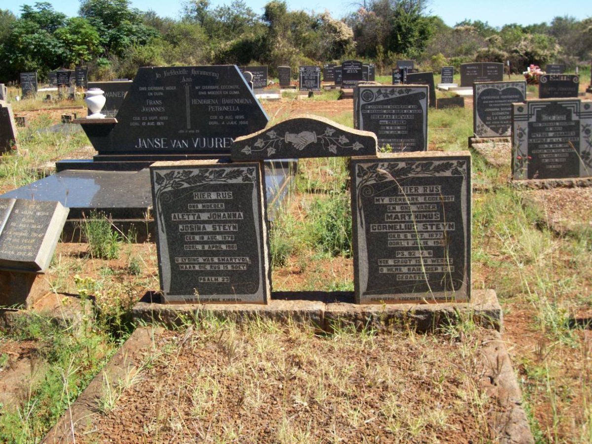 STEYN Marthinus Cornelius 1877-194? &amp; Aletta Johanna Josina 187?-19??