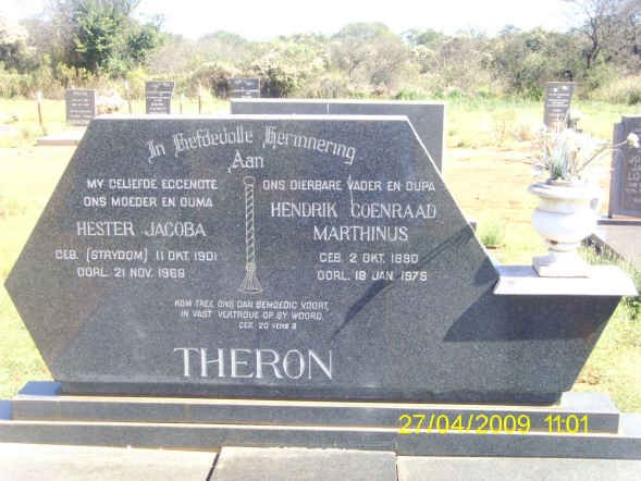 THERON Hendrik Coenraad Marthinus 18??-1975 &amp; Hester Jacoba STRYDOM 1901-19??