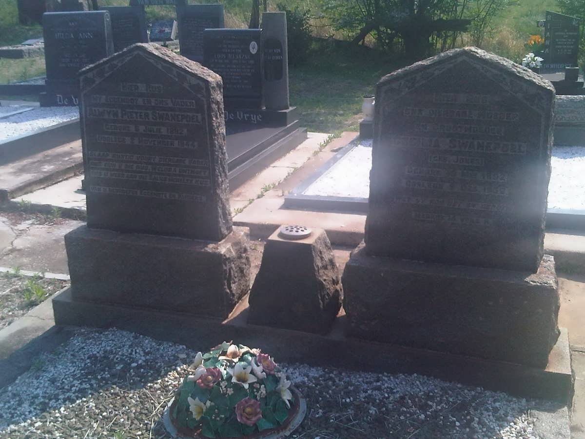 SWANEPOEL Alwyn Pieter 1882-1944 &amp; Cecila JONES 1892-1959