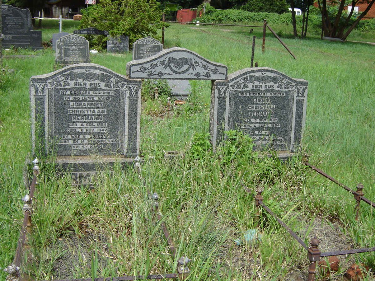 HERMANN Johannes Christiaan 1884-1942 &amp; Jienie Christina 1887-1954