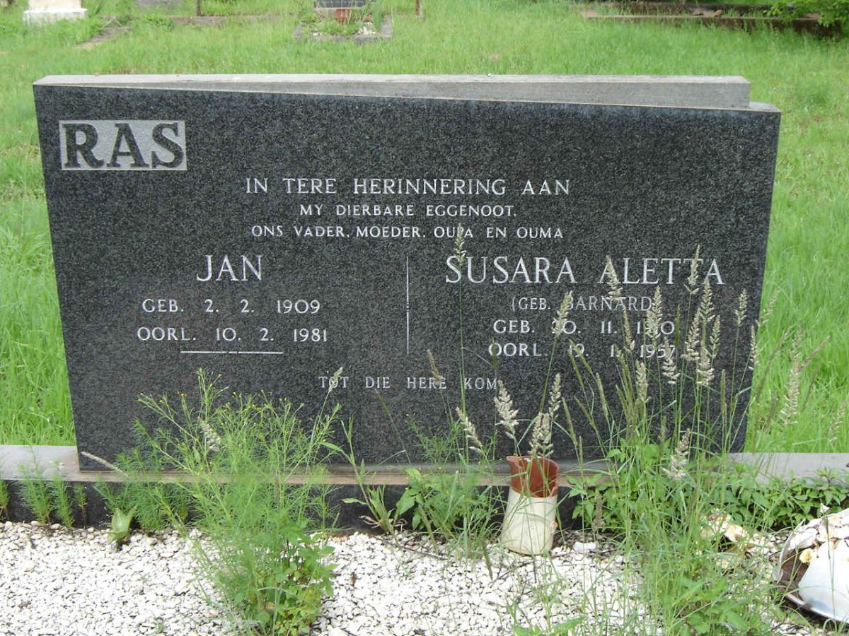 RAS Jan 1909-1981 &amp; Susara Aletta BARNARD 1910-1957