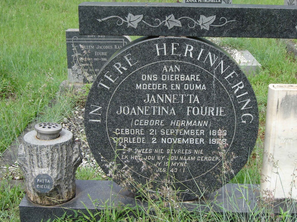 FOURIE Jannetta Joanetina nee HERMANN 1893-1979