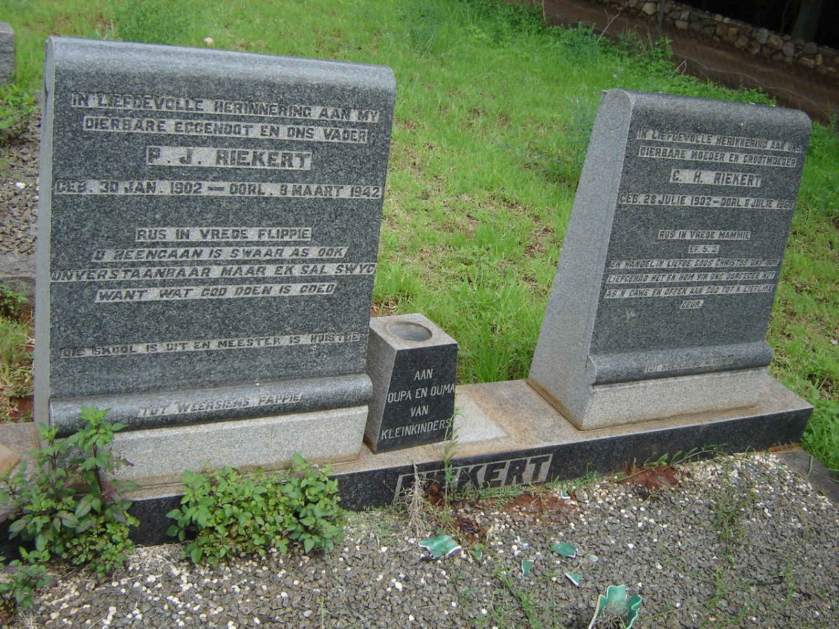 RIEKERT P.J. 1902-1942 &amp; C.H. 1902-1968