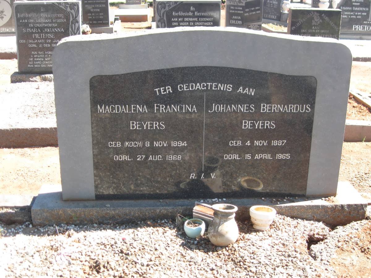 BEYERS Johannes Bernardus 1887-1965 &amp; Magdalena Francina KOCH 1894-1968