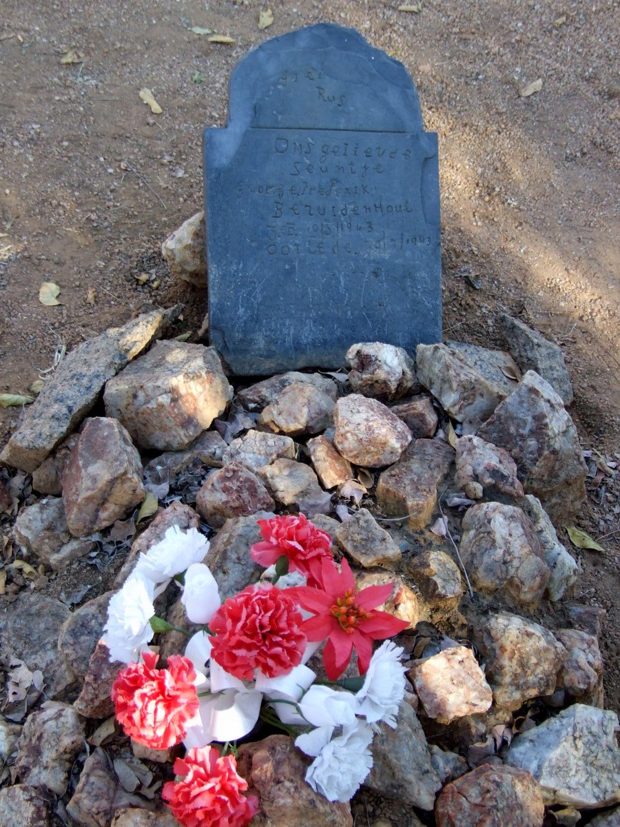 BEZUIDENHOUT George Frederik 1943-1943 _1