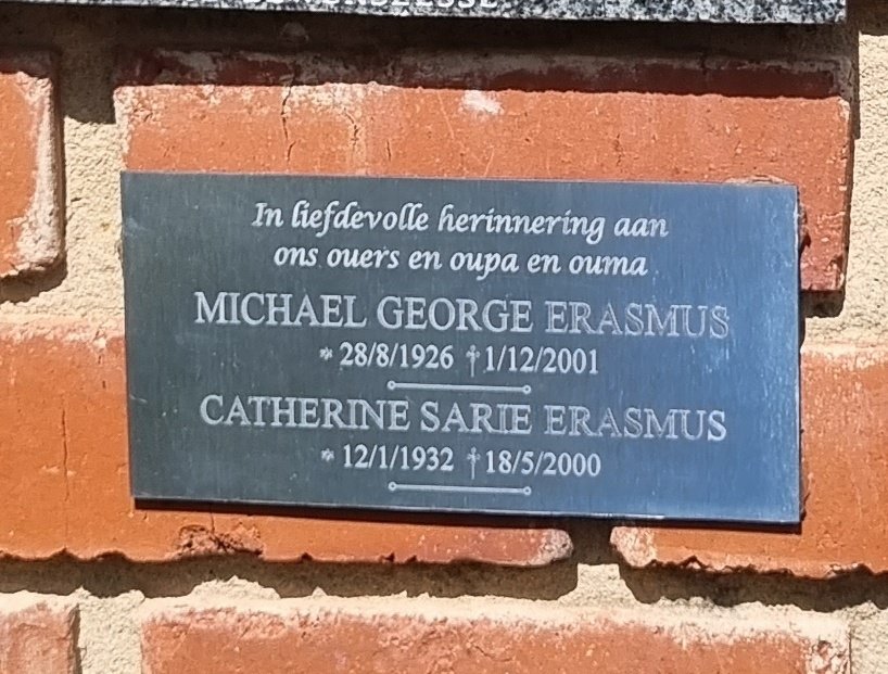 ERASMUS Michael George 1926-2001 & Catherine Sarie 1932-2000